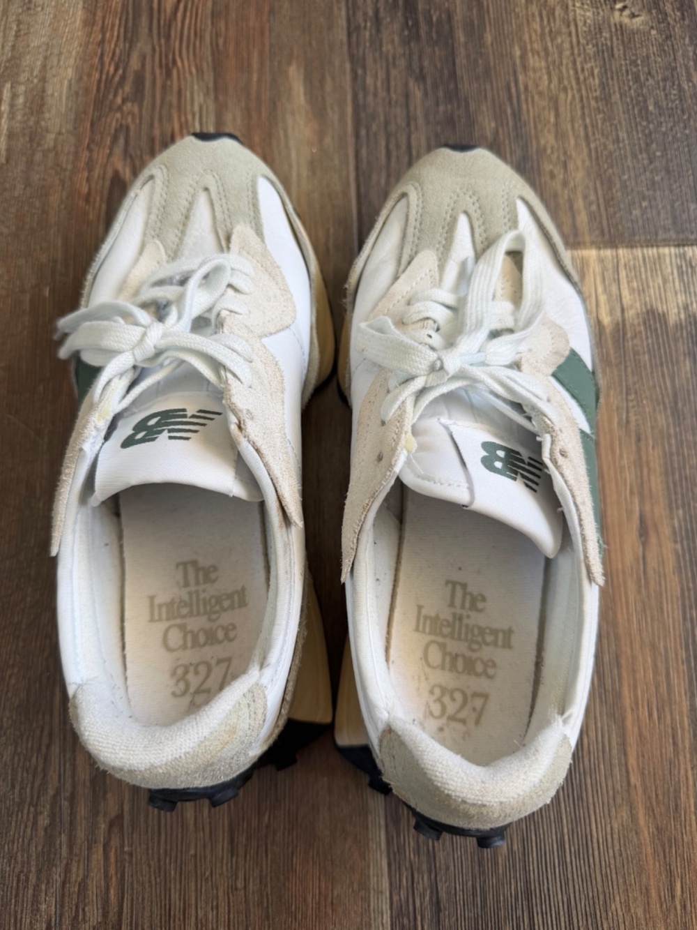 New Balance 327 Intelligent Choice Green White Sneakers Size 8 - Picture 3 of 6